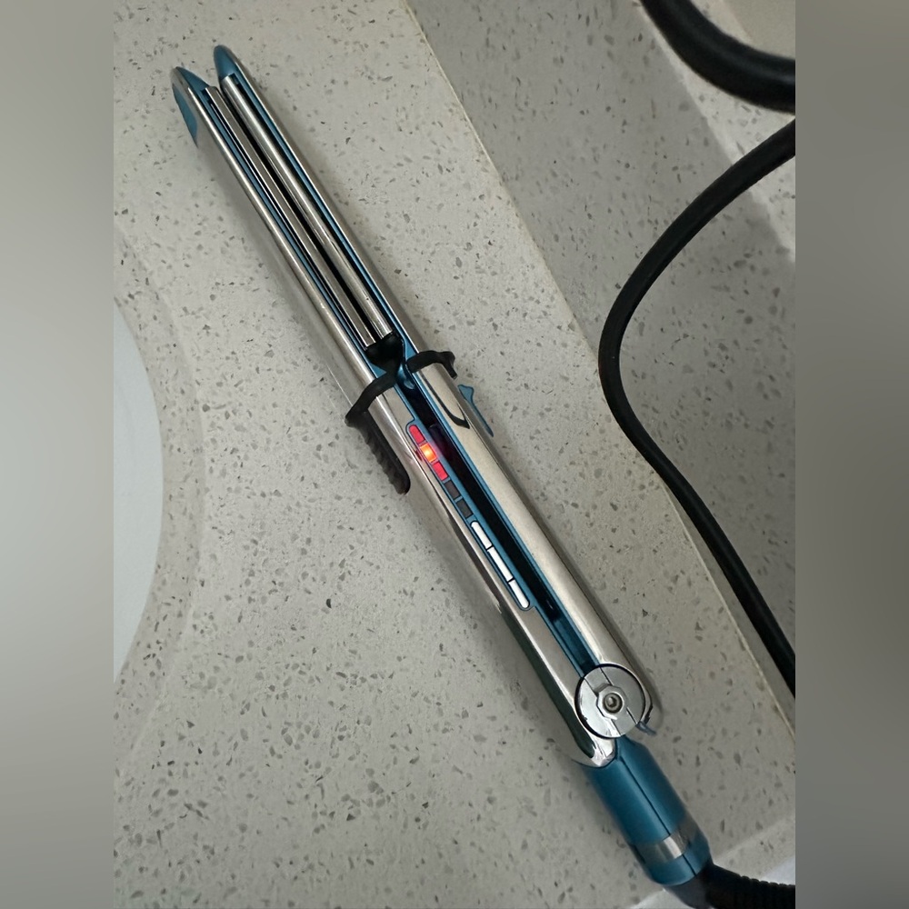 BaByliss Pro Prima 3000 Hair Straightener - Picture 15 of 16